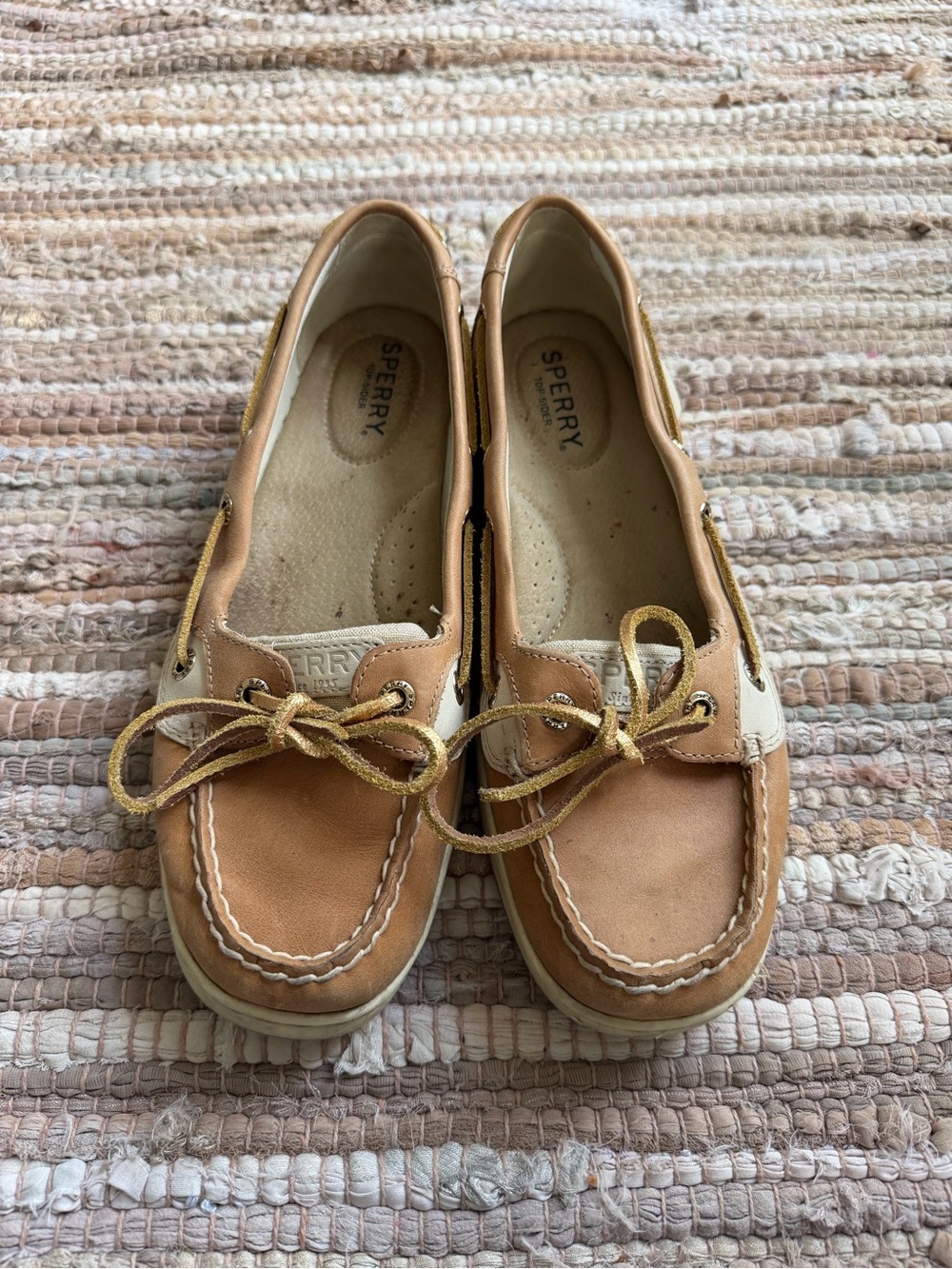 Women's Sperry Angelfish boat shoe, size 7.5